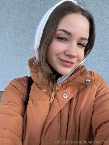 luna_mellow