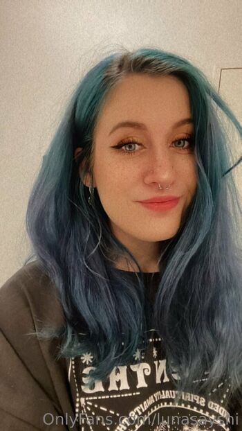 lunasayshii