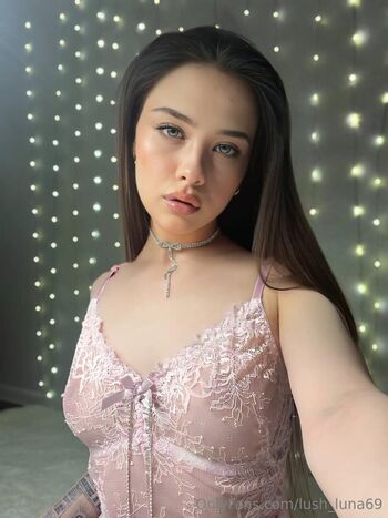 lush_luna69