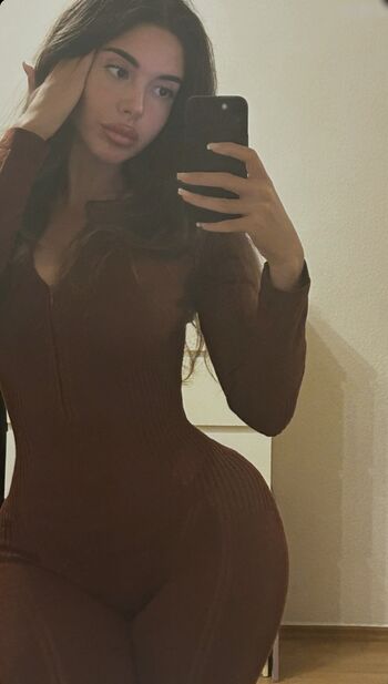 Lya Aylin