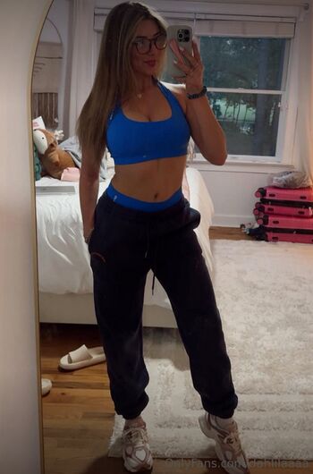 lylaaa.banks