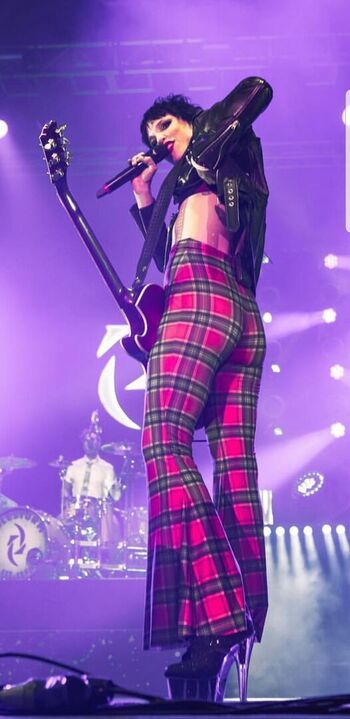 Lzzy Hale