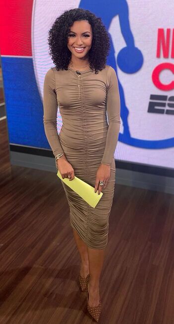 Malika Andrews