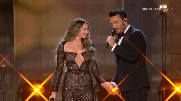 Mandy Capristo