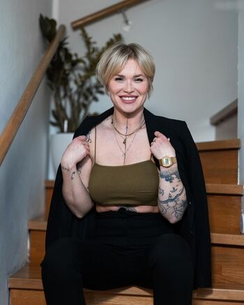 Mandy-Kay Bart