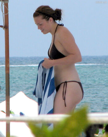 Mandy Moore
