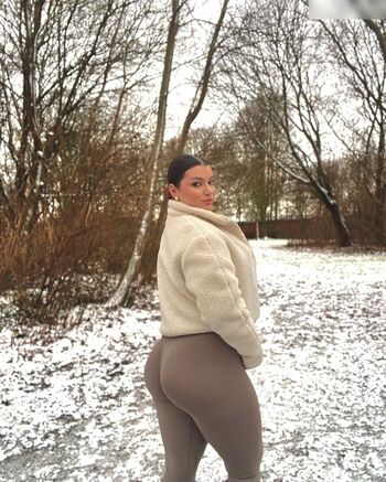 Mara.ambronn