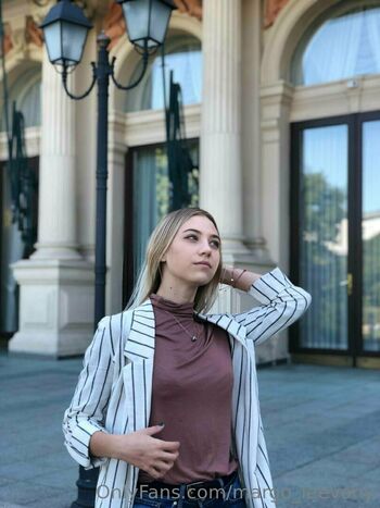 margo_leevony