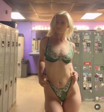 Marilyn Belle