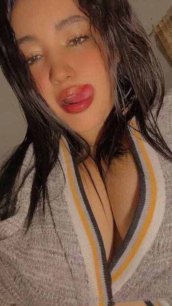 maryhotlatina