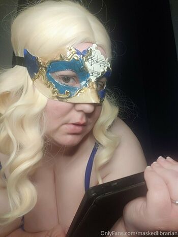 maskedlibrarian