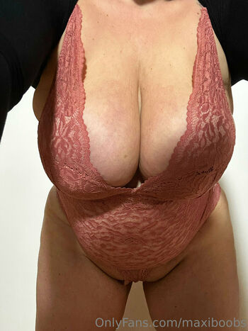 maxiboobs