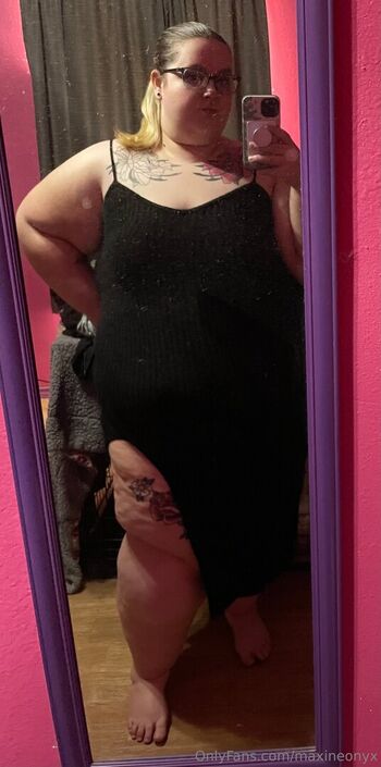 maxineonyx