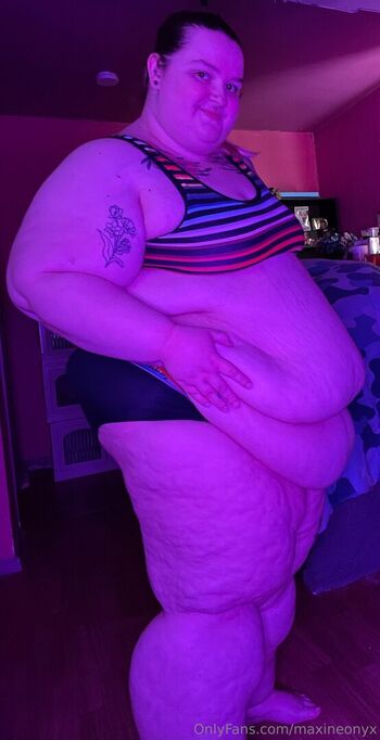 maxineonyx