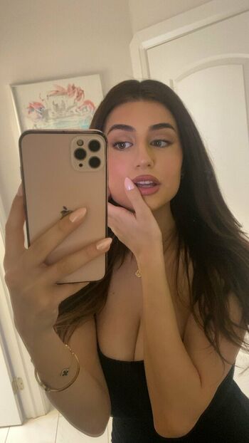 Maya Samusarab
