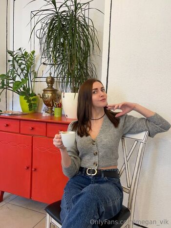 megan_vik
