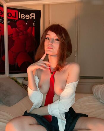 Meido Moon