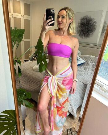 Mel Lowe