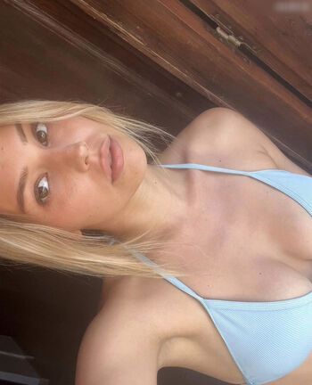Melina Hoch