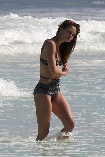 Melissa Benoist