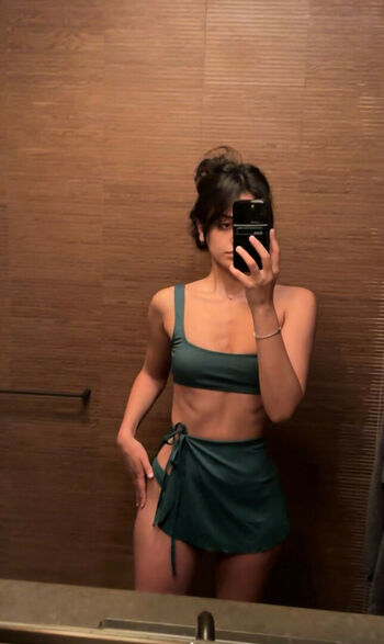 Melody Oz