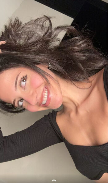 Melody Oz