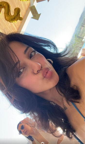 Melody Oz