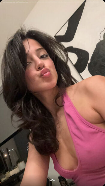 Melody Oz