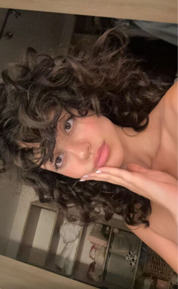 Melody Oz