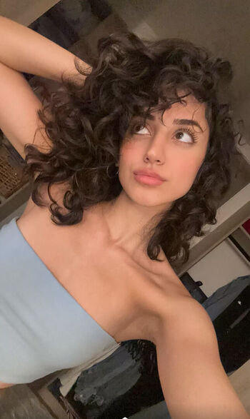 Melody Oz