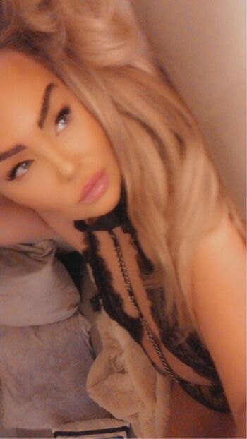 Mercedes Twitter Milf