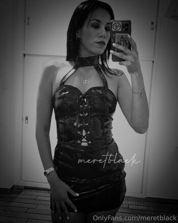 meretblack