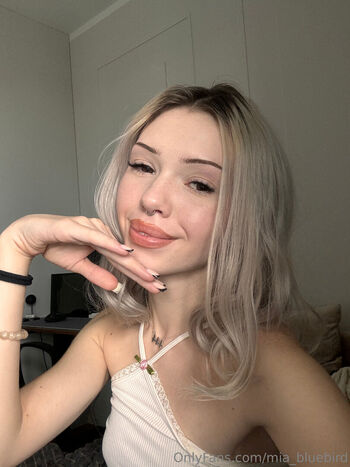 Mia_Bluebird
