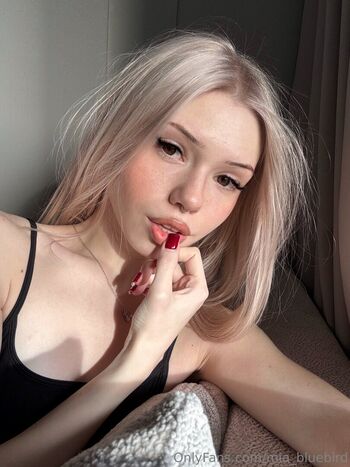 Mia_Bluebird