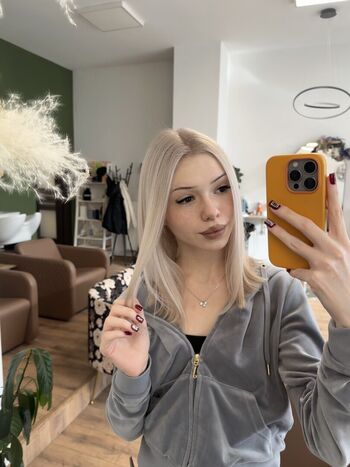 Mia_Bluebird