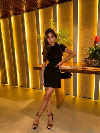 Mia Valencia