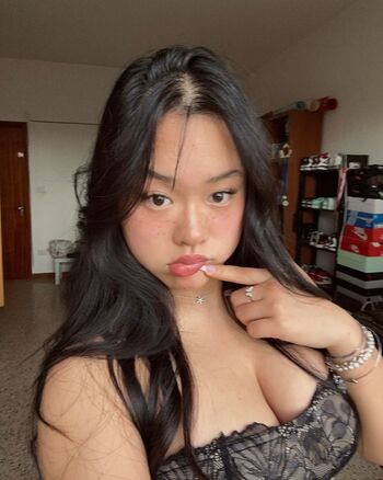 Michela Han