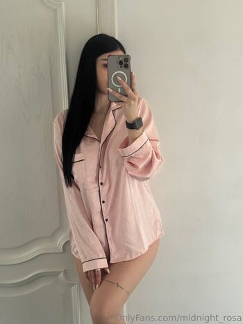 midnight_rosa