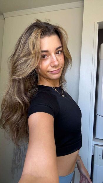 Mikayla Campinos