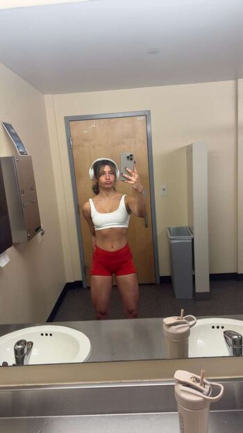 Mikayla Campinos