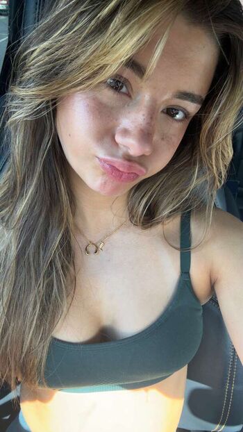 Mikayla Campinos
