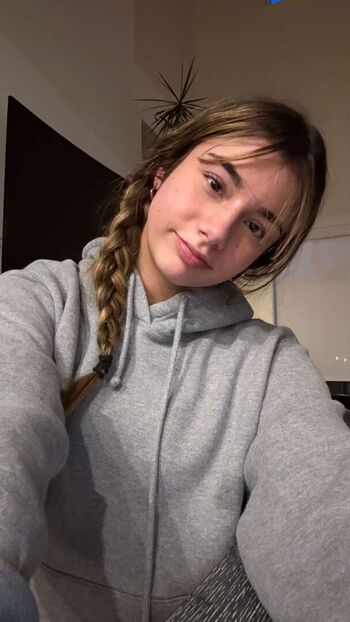 Mikayla Campinos