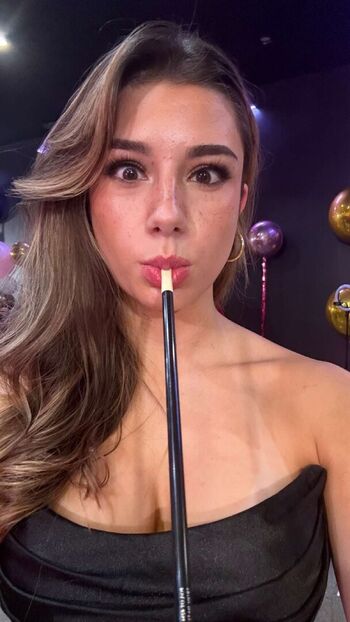 Mikayla Campinos