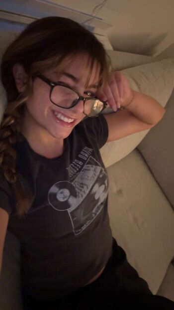 Mikayla Campinos