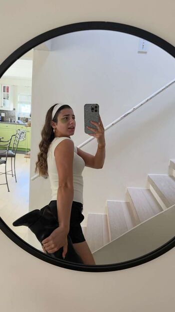 Mikayla Campinos
