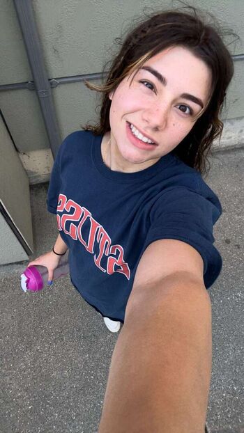 Mikayla Campinos