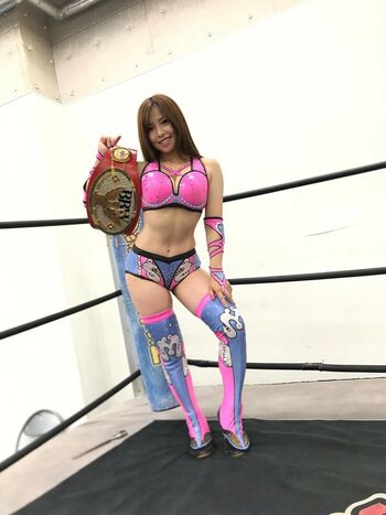 Mina Shirakawa
