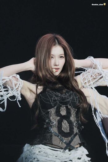 Minatozaki Sana