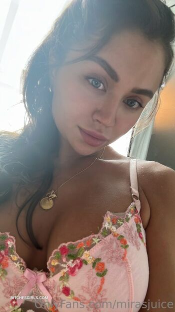 Mira_twitch