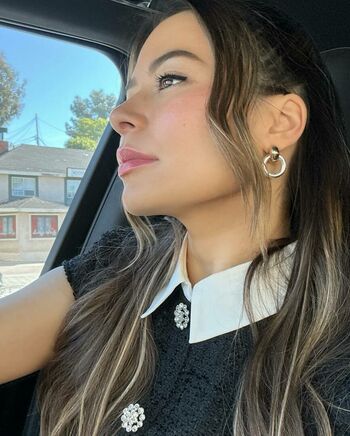 Miranda Cosgrove